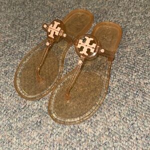 Size 6M Lightly Worn Tory Burch Sandals